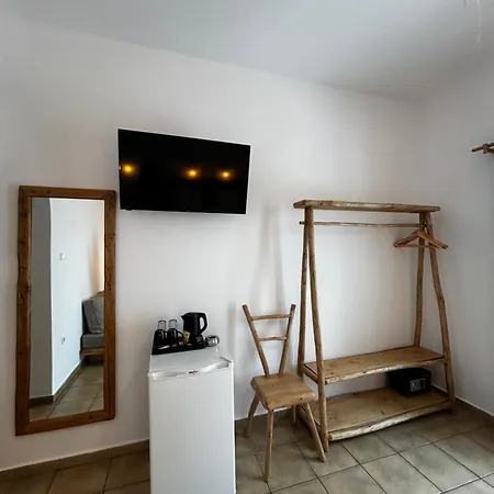 Aparthotel Livadia *