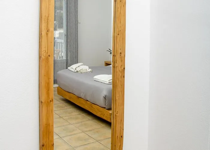 Aparthotel Livadia *