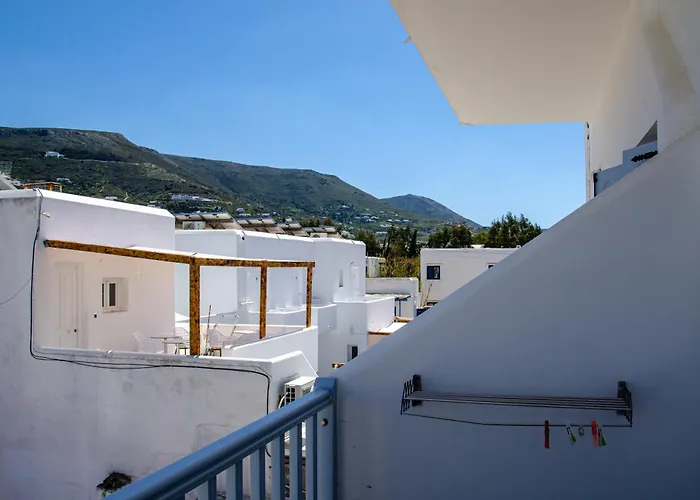 Livadia Aparthotel *