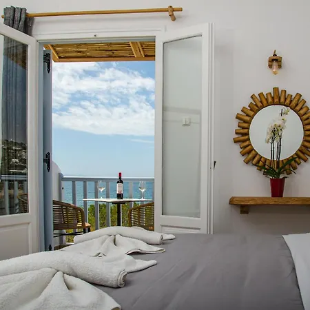 Livadia Aparthotel *