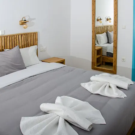 Livadia Aparthotel *
