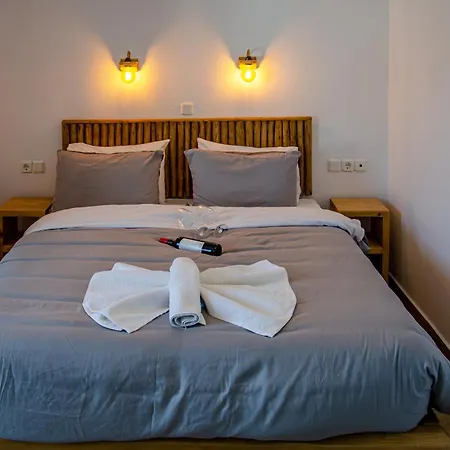 Aparthotel Livadia *