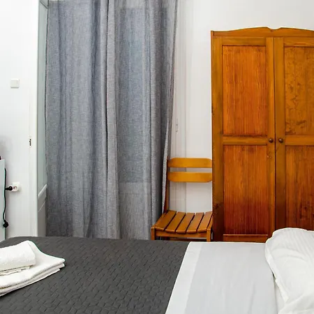 Livadia Aparthotel
