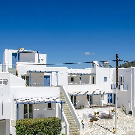 Livadia アパートホテル *