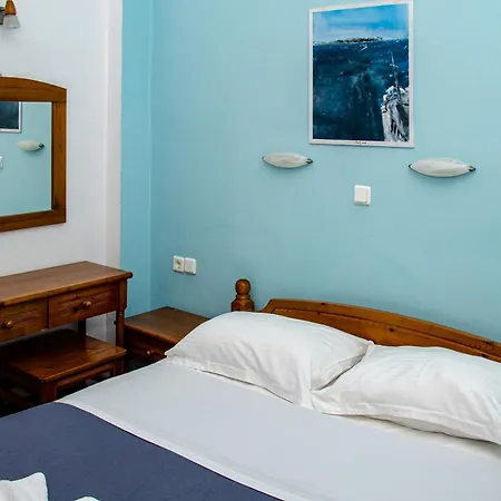 Livadia Aparthotel