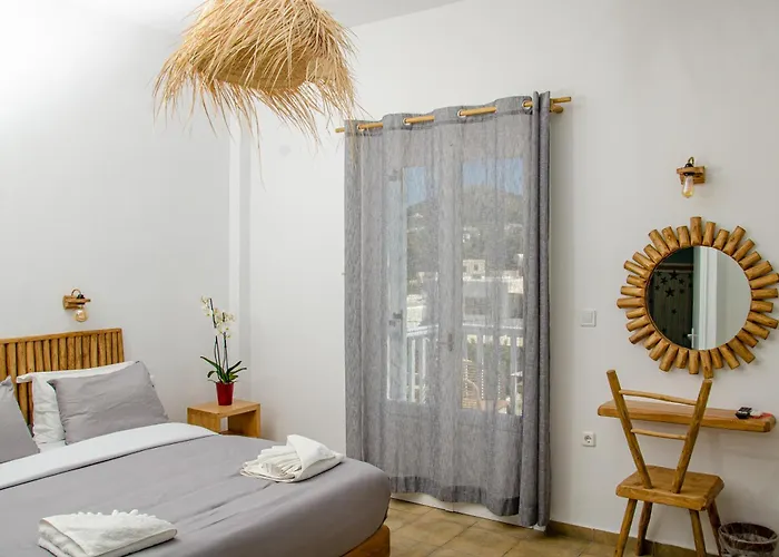 Livadia شقة فندقية باروس